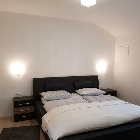 Apartment Roko Kolinda 1 Bibinje Exterior photo