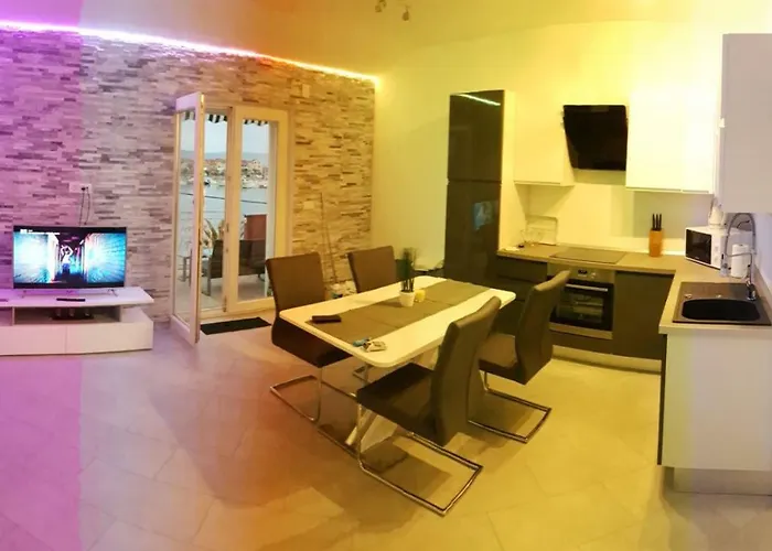 Apartment Roko Kolinda 1