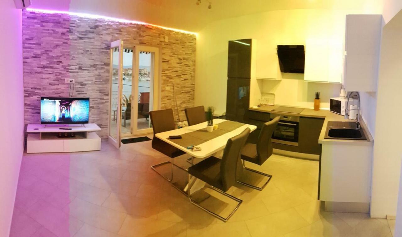 Roko Kolinda 1 Apartment *